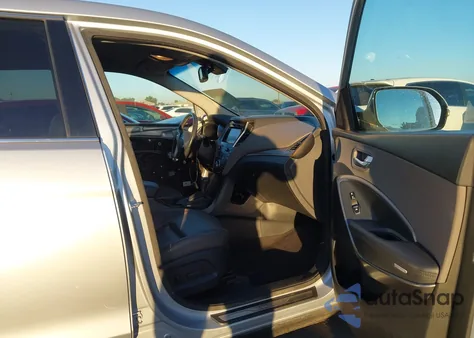 2017 Hyundai Santa Fe Limited z USA, uszkodzony, nr VIN KM8SN4HF7HU240625